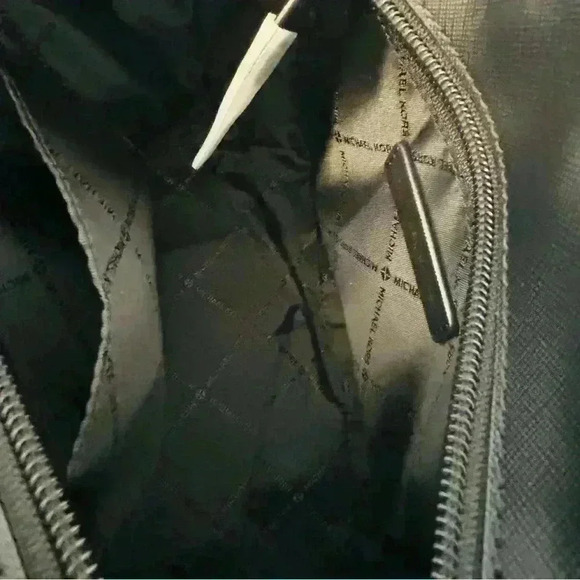 Michael Kors XS Jet Set Travel Carryall Top Zip Tote Black - Picture 6 of 9